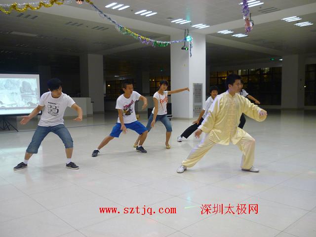 松山湖华为公司专场太极表演