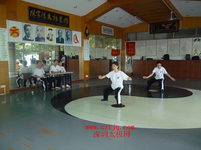 热烈祝贺陈氏太极拳养生馆2010年首批一段位升二段位考核全部成功通过