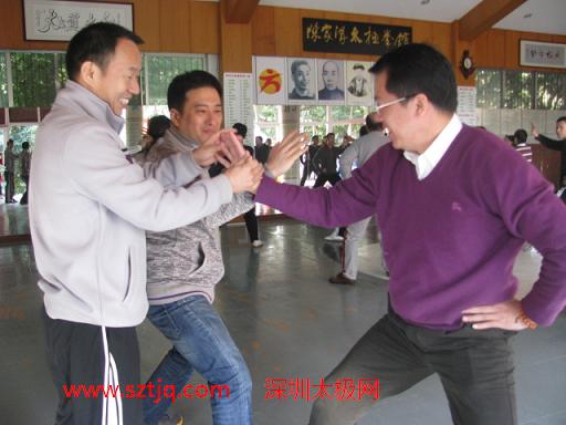 陈氏太极拳养生馆迎来了一大批太极拳爱好者