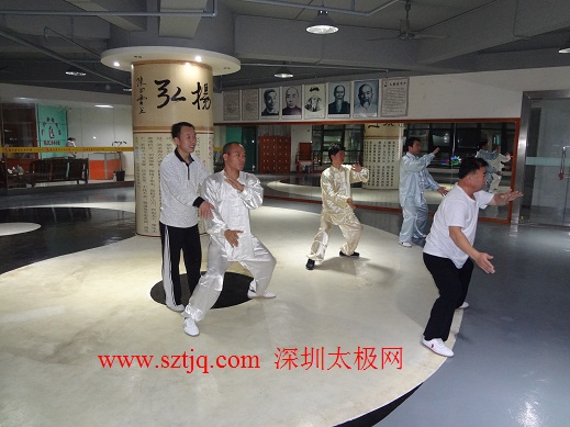魏勰老师亲临沙井分馆教学