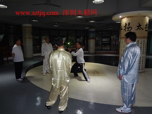 魏勰老师亲临沙井分馆教学