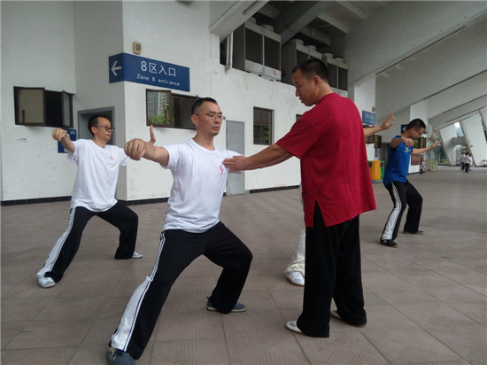 “五一“太极健身月,五一太极班结业圆满结业