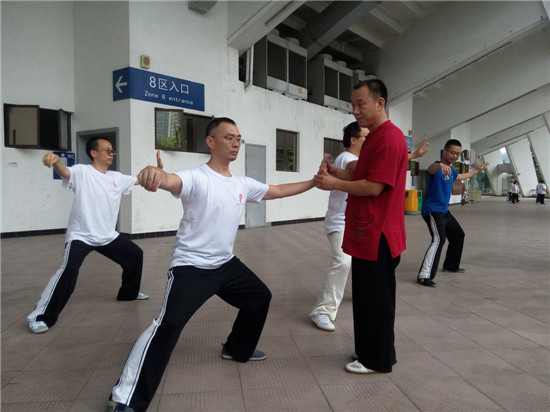 “五一“太极健身月,五一太极班结业圆满结业