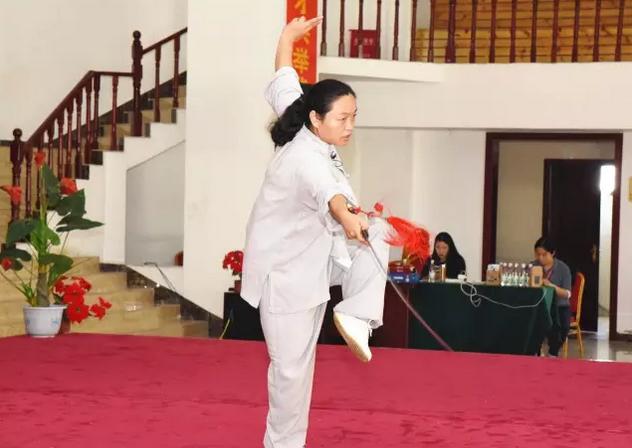 【国际培训】——刀光剑影、所向披靡,“单剑”·“春秋大刀”有气势!