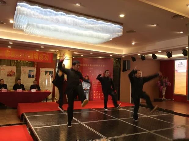 【太极拳名家傅能斌老师收徒仪式】圆满成功举行!